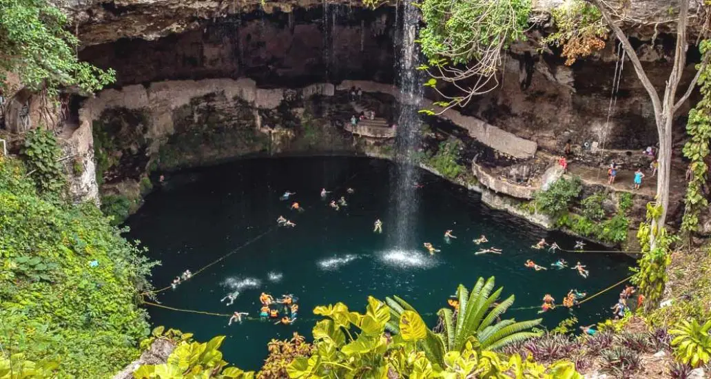 Cenote Zaci Cenote Zaci