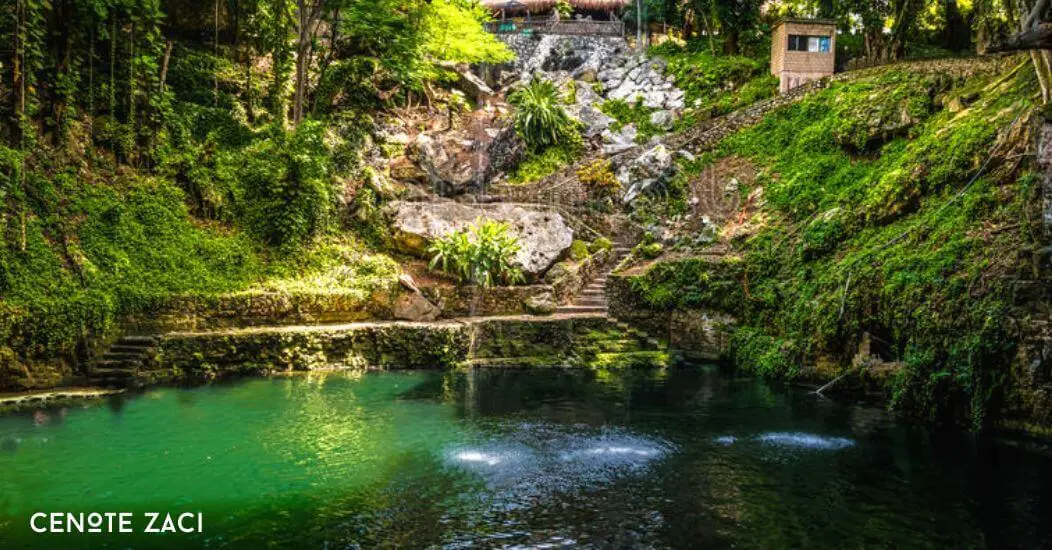Cenote Zací Cenote Zací
