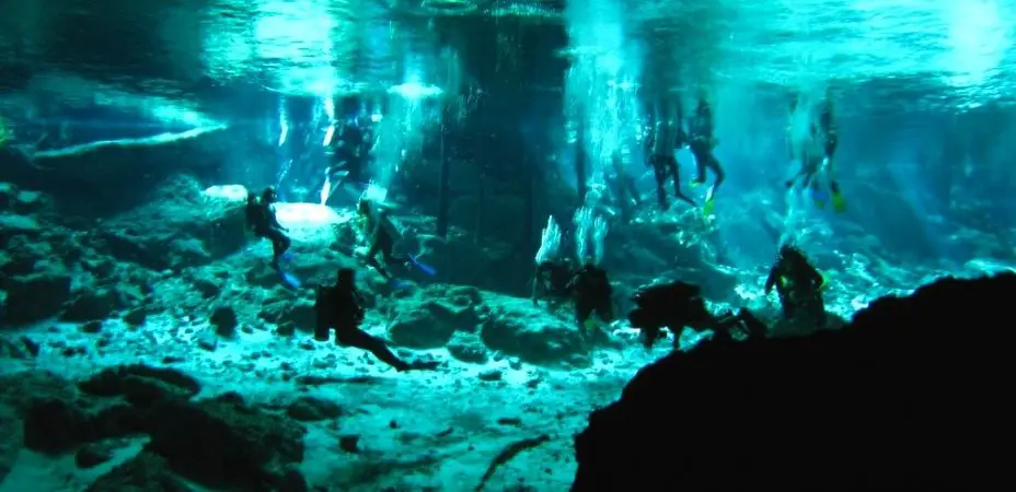 Cenote Dos Ojos