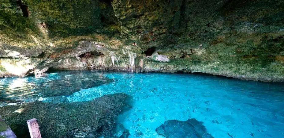 Cenote Dos Ojos