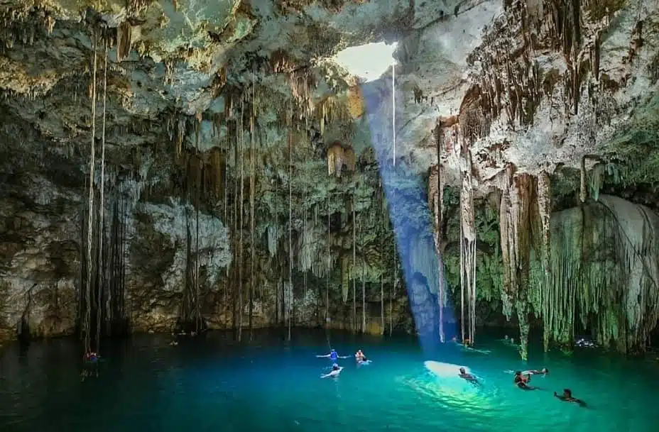 Cenote Xkeken Dzitnup