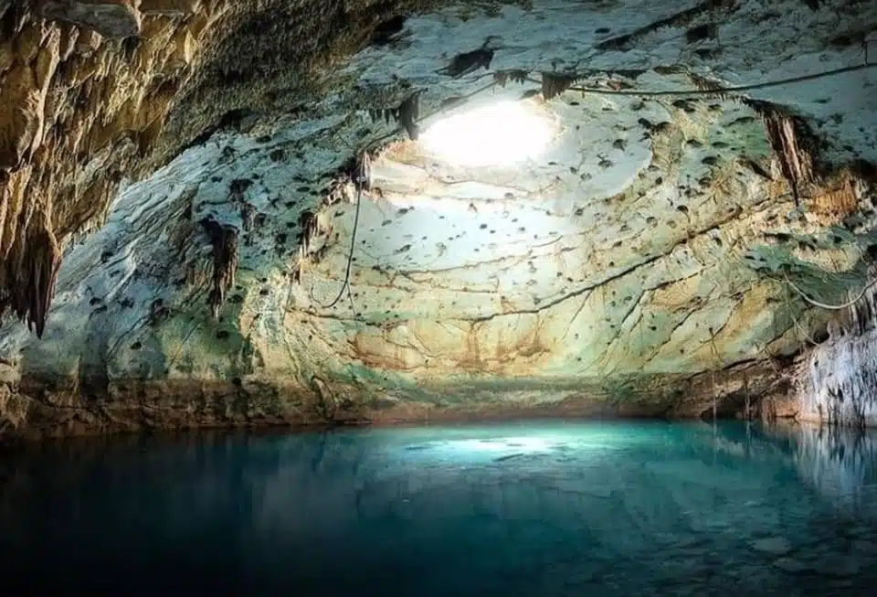 Cenote Hool Kosom Cenote Hool Kosom